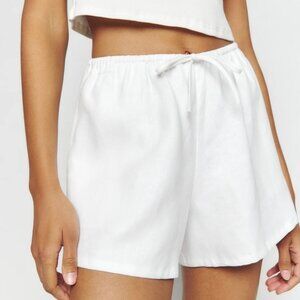 NWT REFORMATION ZOEY LINEN SHORT IN WHITE SMALL